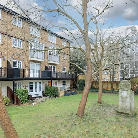 Beautiful 2-Bed Apartment Near Wimbledon Tennis